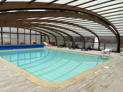 piscine intérieure